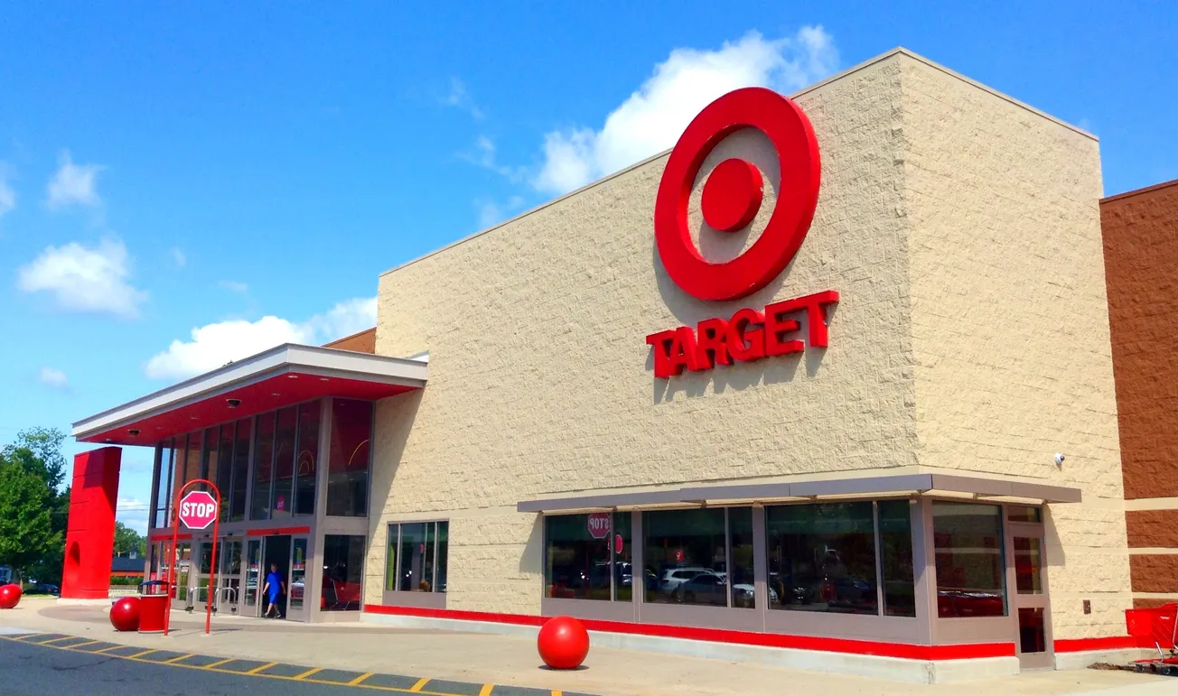 Target sees 2% growth in Q2